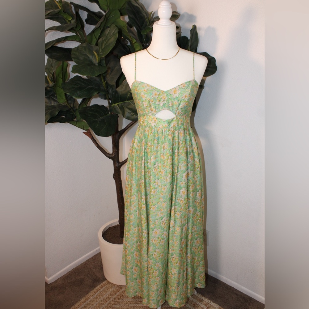 ASTR the Label Green Floral Front Cutout Maxi Dress